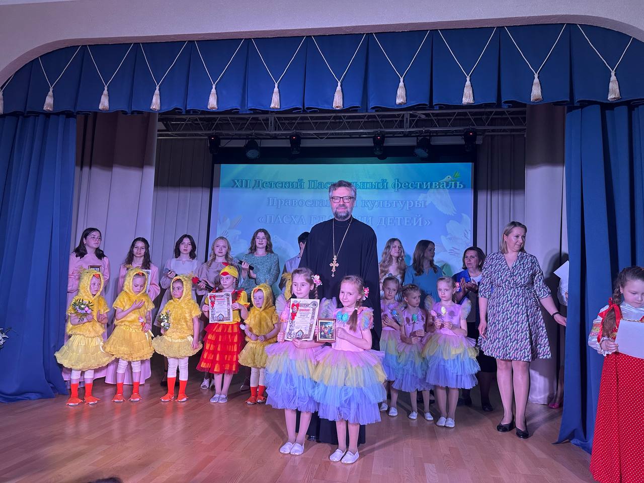 В Донском состоялся традиционный фестиваль православной культуры «Пасха глазами детей».