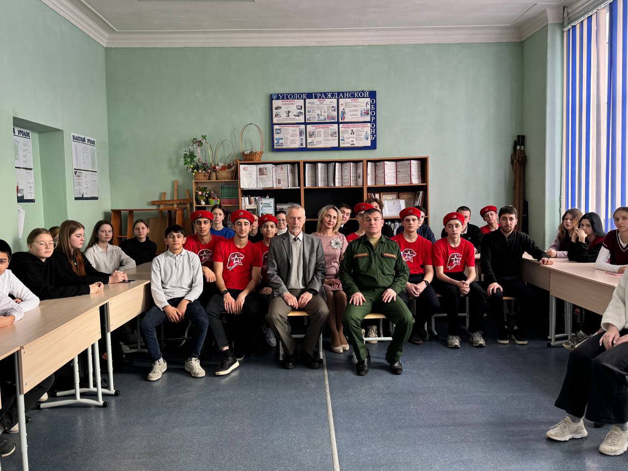 Урок мужества, посвященный Дню памяти воинов - интернационалистов, исполнявшим воинский долг в Афганистане.