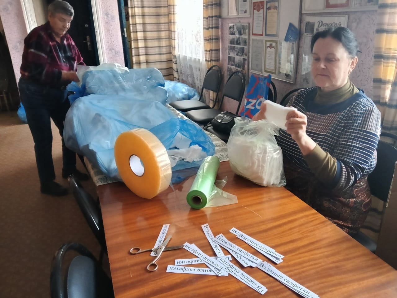 Силы тысяч волонтеров объединились вокруг поддержки участников специальной военной операции.