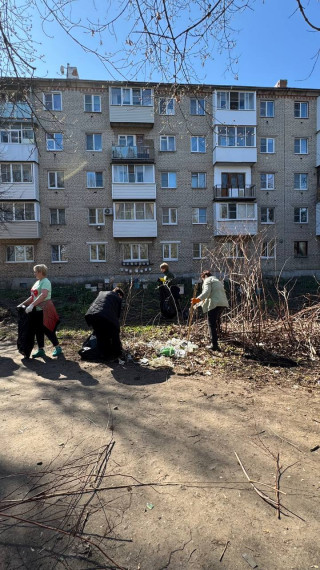 Состоялся очередной городской субботник в рамках Месячника чистоты.