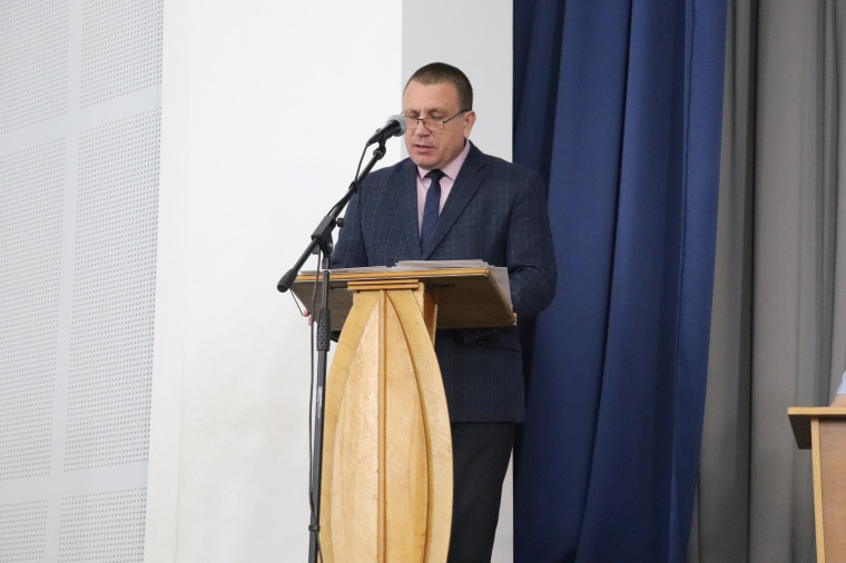 В мкр. Северо-Задонск состоялась встреча главы администрации Донского Сергей Кулика с населением.