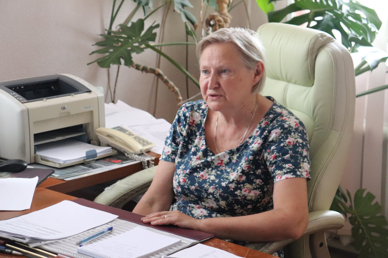 Заместитель главы администрации Людмила Карюкина провела прием населения по личным вопросам. Заместитель главы администрации Людмила Карюкина провела прием населения по личным вопросам.