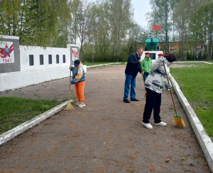 В Донском проходит Всероссийский субботник. В Донском проходит Всероссийский субботник.