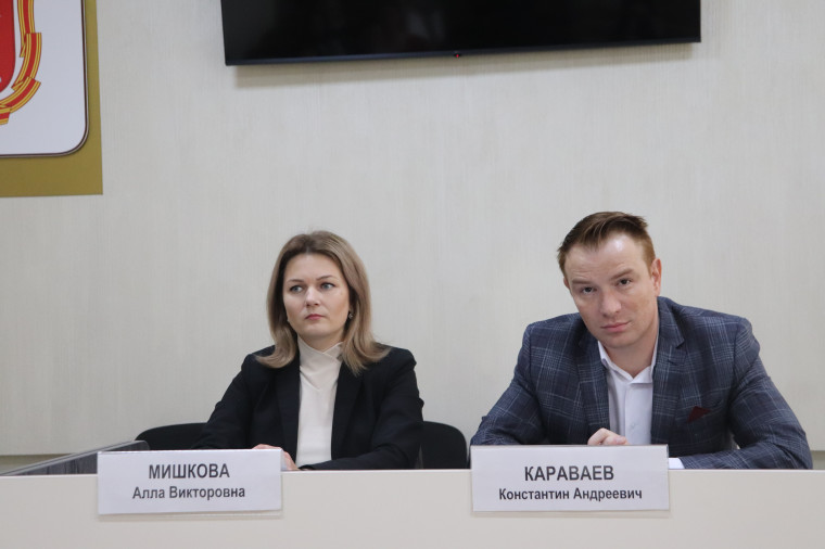 В центральном микрорайоне прошли публичные слушания по вопросам градостроительной деятельности. В центральном микрорайоне прошли публичные слушания по вопросам градостроительной деятельности.
